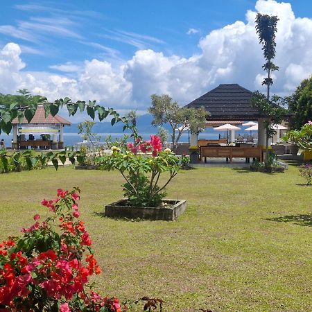 Juma Cottages Tuk Tuk Exterior photo